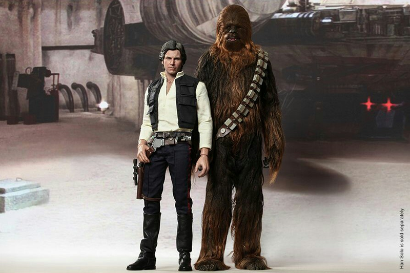 Illustration for article titled Hot Toys 1/6 scale Han Solo & Chewbacca coming